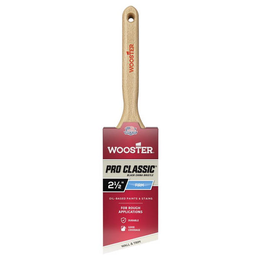 Wooster Pro 30 Lindbeck 2-1/2 in. Firm Angle Paint Brush