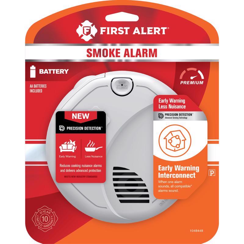 First Alert Wireless Interconnect Battery-Powered Photoelectric Smoke Detector 1 pk